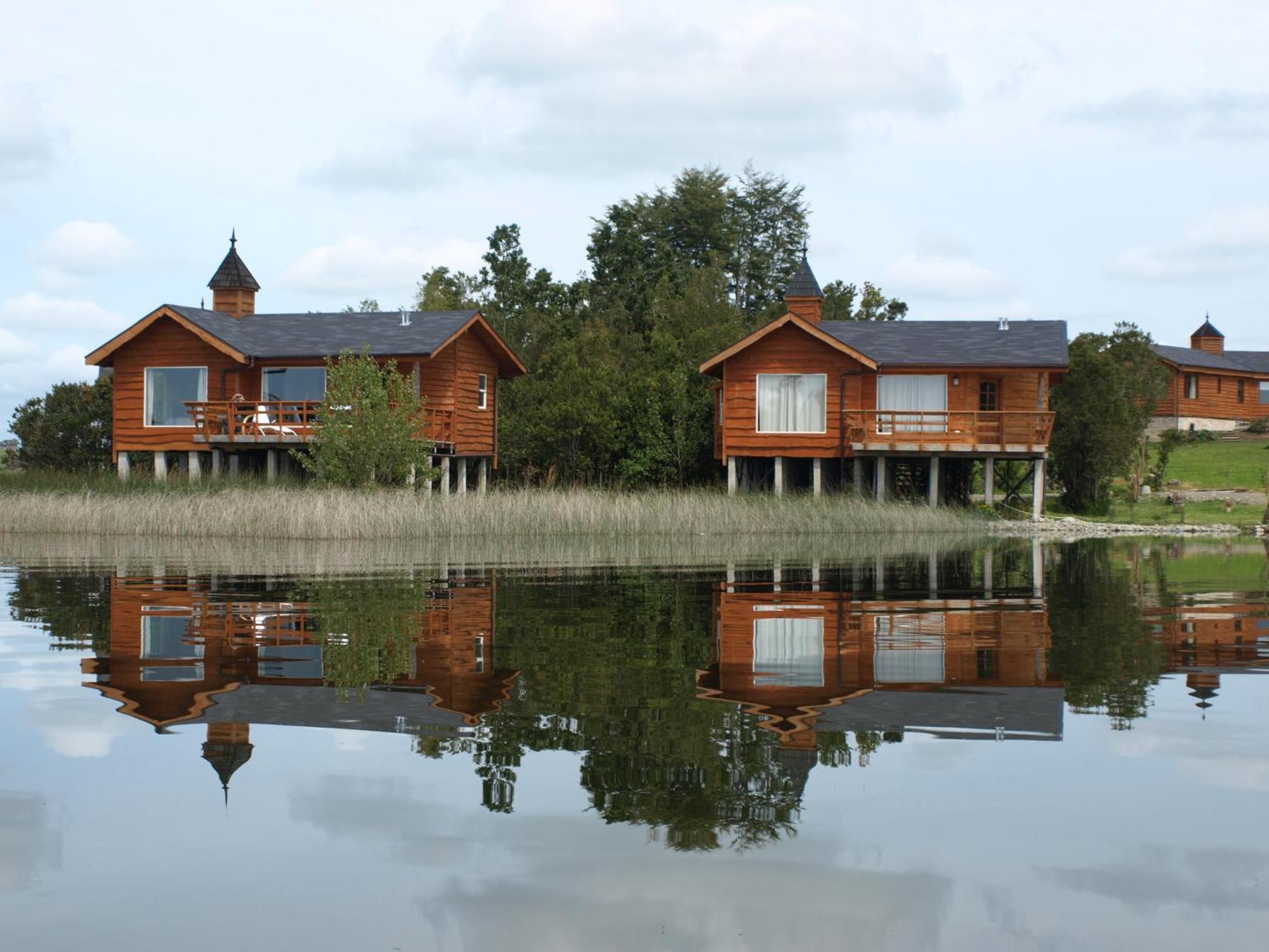 Cabanas Gracias A La Vida Lodge Пуэрто-Варас Экстерьер фото
